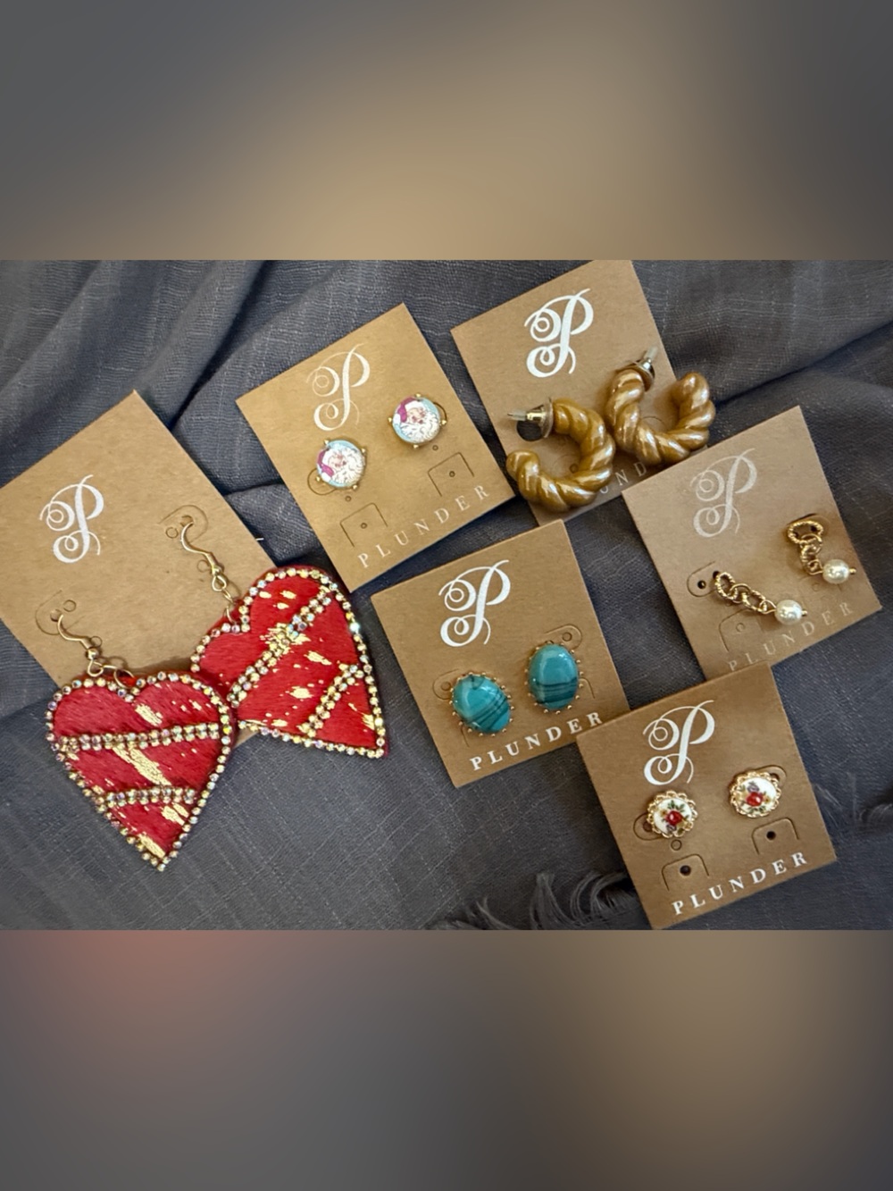 Plunder earrings lovers Mixed Statement Earring Set